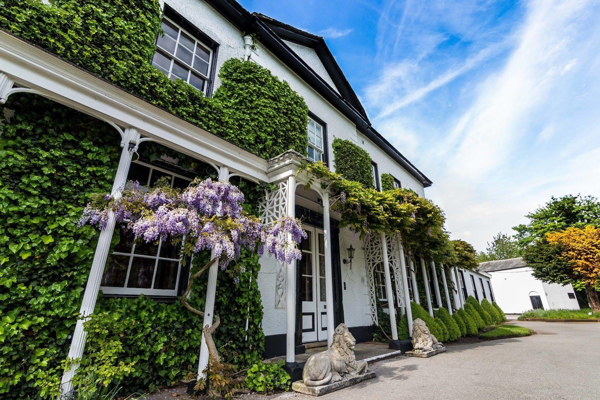 Statham Lodge Hotel Warrington (Cheshire) Exterior foto